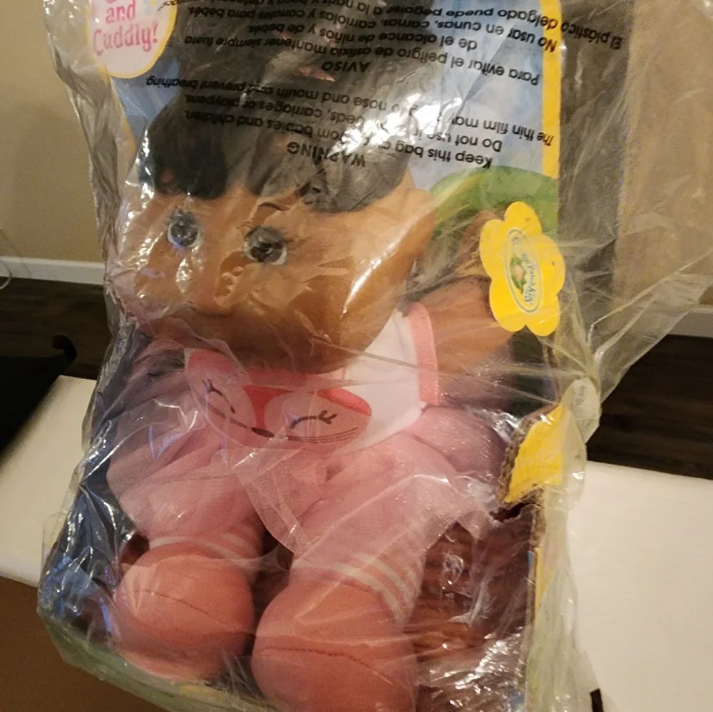 ** 2016 Vintage Sitting Pretty Cabbage Patch Doll Factory Sealed **